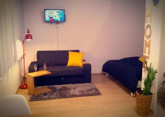 Lägenhet Cozy Fully Equipped Prag